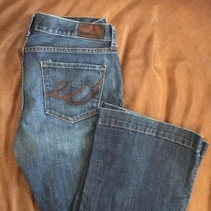SOLD! 👖Express Eva Jeans
